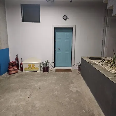 Stylish Two Bedroom House With Private Pool فيلة